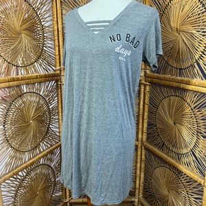 Medium, XOXO No Bad days v necked T-shirt dress, gray